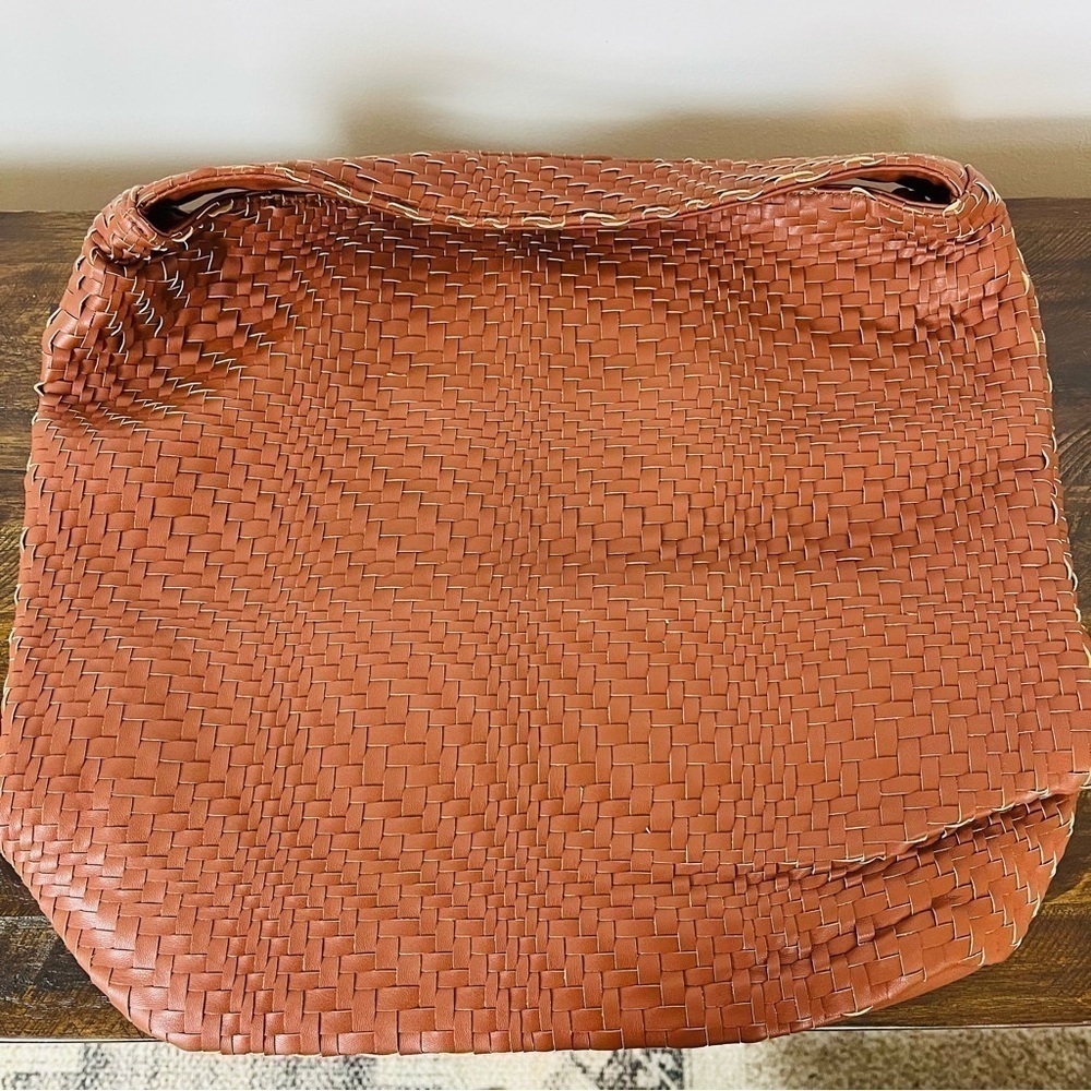 Due Lux Bond Hobo Shoulder Bag. Honey Brown Vegan Leather. Large #389 - Picture 2 of 5
